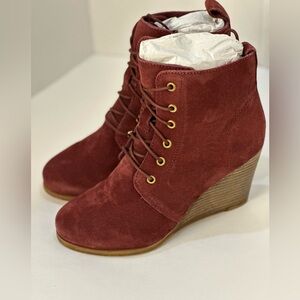 Diba Blake Burgundy Suede Boots